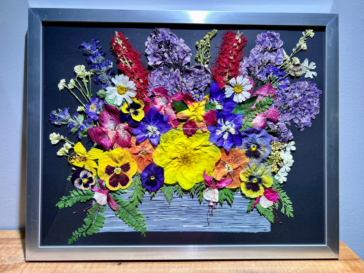 Box lilac bouquet